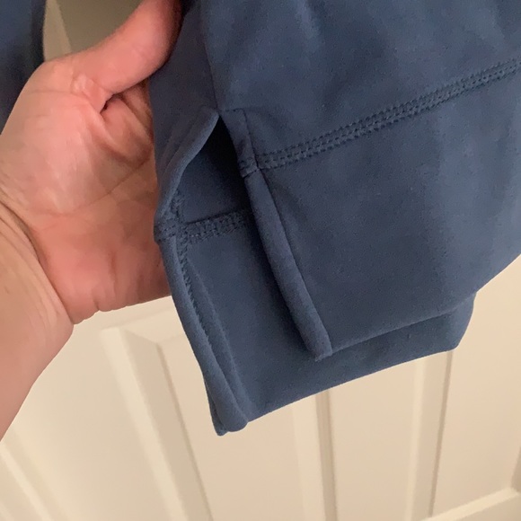 NWT! 32 Degrees Women's Fleece Crewneck Pullover Sweatshirt, color- Indigo - Picture 3 of 8